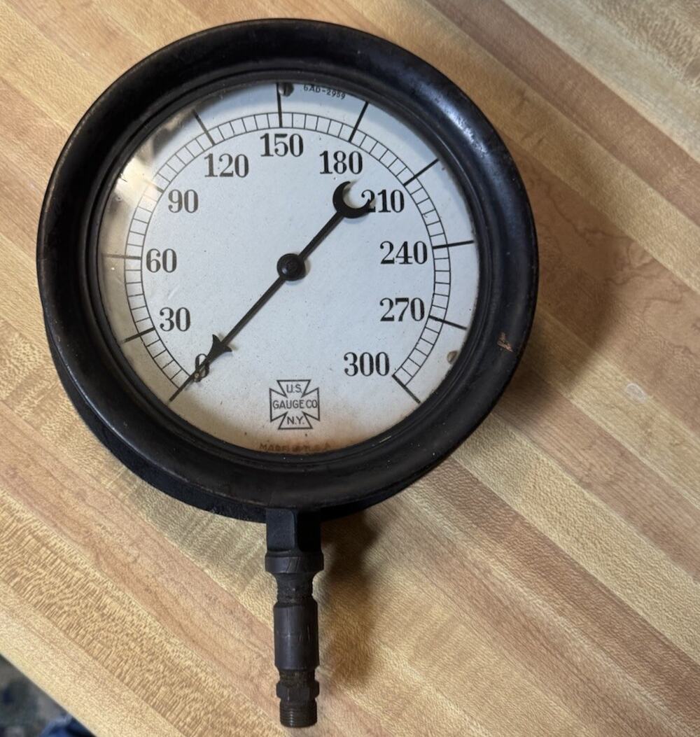 Vintage U.S. Gauge Co NY 0-300 PSI Pressure Gauge Crescent Needle Steampunk